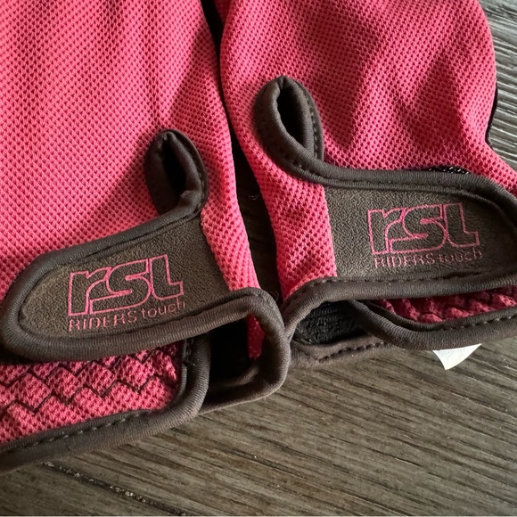 Equestrian Riding Gloves - Picture 3 of 4